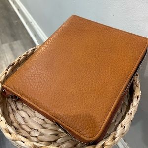 Franklin Planner Alex Leather Zipper Binder in Saddle